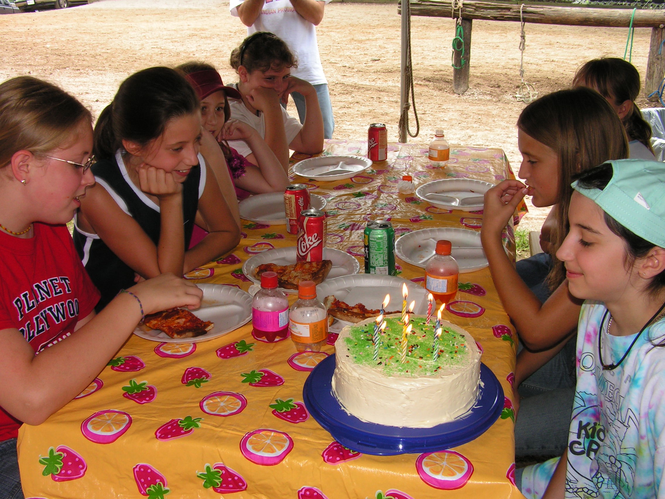 ./2004/J and H Stables/cars 11th horse party 04-0031.JPG